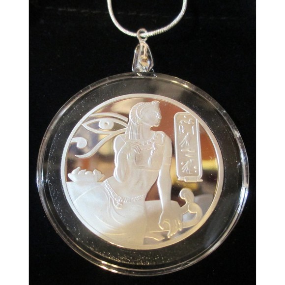 Ancient Egyptian Cleopatra COIN/PENDANT (Air Tight Capsule) silver necklace - Picture 3 of 8